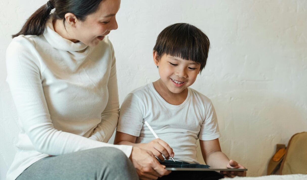 Screen Time Limits for Children: What’s Healthy?
