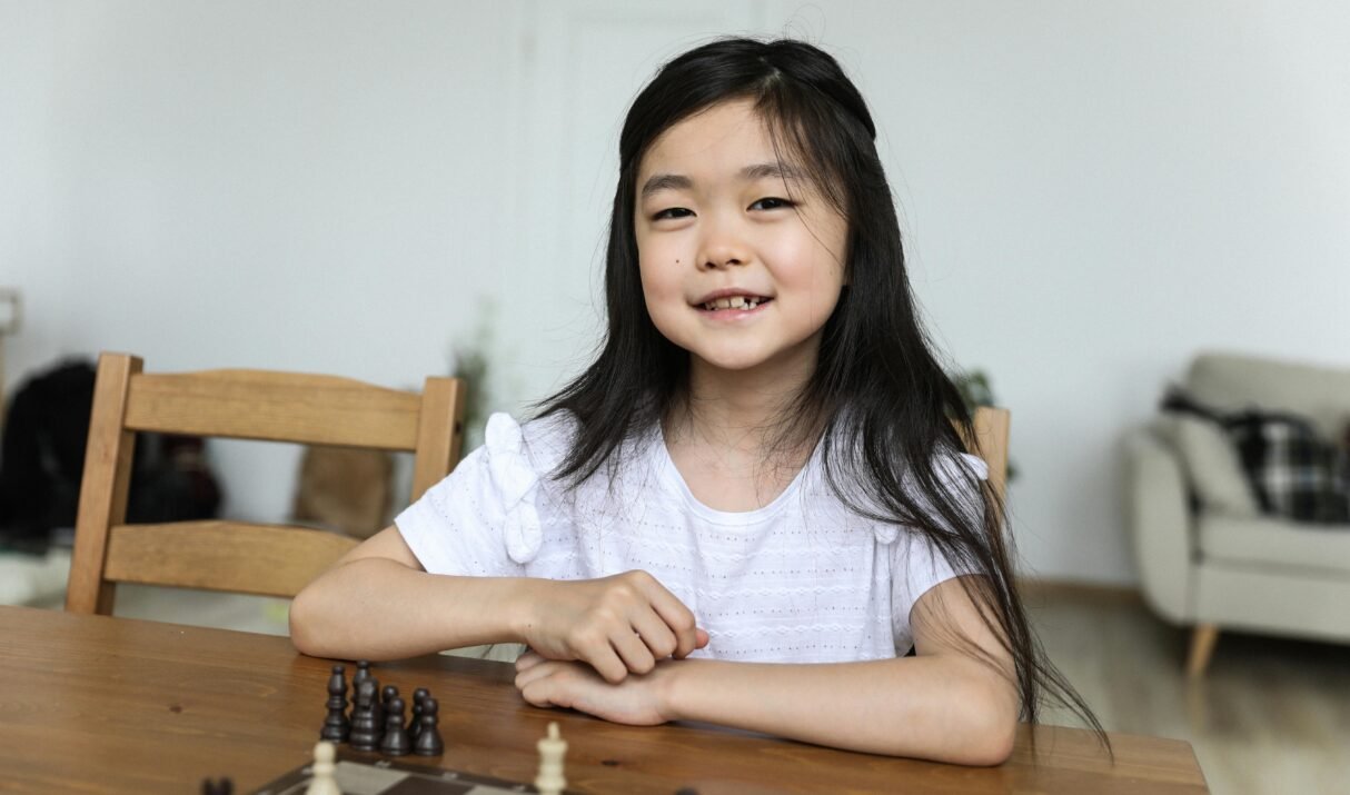 How to Raise Confident and Emotionally Intelligent Kids